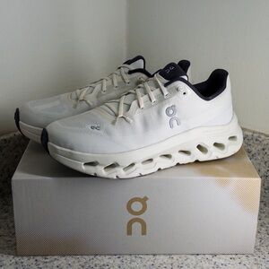 On Running Men's CloudTilt - Pearl/Ice